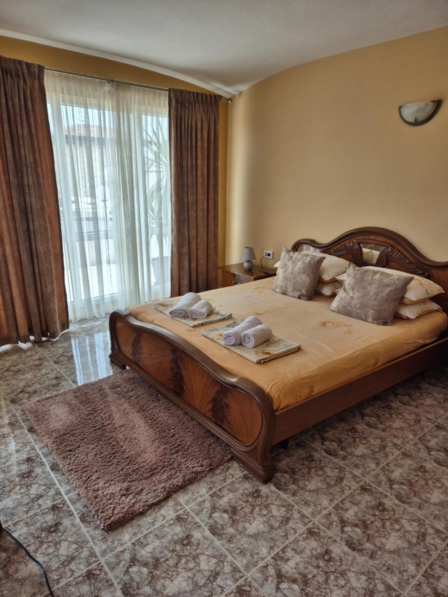 Hotel The White House Nessebar Exterior foto